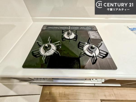 �L�b�`�� �R�����͎O������̂ł������̓����i�s���ł��܂��B
�������O�����t���ł��B�����X�y�[�X���L�X���Ă���׍�Ƃ����₷���I�g�����肪�ǂ��V�X�e���L�b�`���ł��I