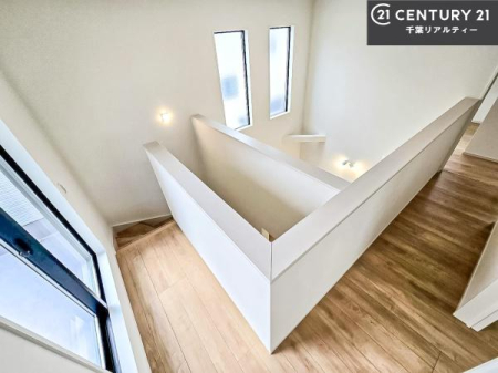 ���̑����� �K�i�͖��邭�A���q�l�₲�N�z�̕������S���Ă����p�����܂��B