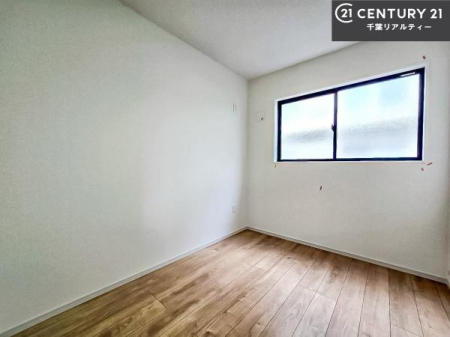 ���r���O�ȊO�̋��� ���[�X�y�[�X�����Ă��܂��I�������X�b�L�����ڂ��鎖���ł��܂��ˁB
�Ƌ��I�΂Ȃ��V���v���ȃf�U�C���ׁ̈A�Ƌ��I�΂����C�ɓ���̋�ԍ�肪�ł������ł��ˁB