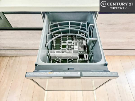 �L�b�`�� �H��@�t���I�Z��������~��͎�r��h�~�Ƃ��đ劈�􂵂܂��I�r���g�C���d�l�Ȃ̂ŁA�ꏊ����炸�����X�y�[�X���L���g���Ď�ۂ悭��Ƃ��o���܂��I