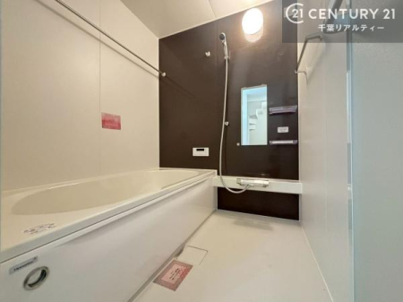 ���� �������������l�̕��͋C�̃o�X���[���́A�����o�Ă��ăo�X�^�C�����[���I
���d���撣���Ă��邲�J���ɂ��D�݂̓����̓����܂����āA�y����ł݂Ă͂������ł��傤���H