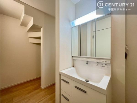 ���ʑ�E���ʏ� ���[�X�y�[�X������̂Ń^�I�����܂Ȃǂ����܂��ĕ֗��Ȑ��ʏ��ł������܂��B