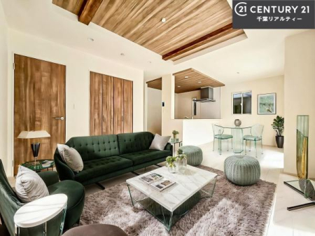 ���r���O �Ƌ��CG�p�[�X�ł��B��؂ȉƑ����W�܂邩�炱��LDK�ɂ͂�����肽���B
���邭�S�n�悢���r���O�ł��B