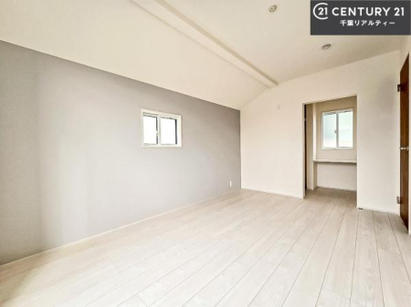 ���r���O�ȊO�̋��� �V���v���Ƀf�U�C������Ă��邽�߁A�Ƌ��I�т܂���I
���C�ɓ���̉Ƌ��u���Ă��낰���Ԃ���邱�Ƃ��ł��܂��B