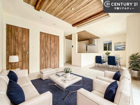 ���r���O �Ƌ��CG�p�[�X�ł��B��؂ȉƑ����W�܂邩�炱��LDK�ɂ͂�����肽���B
���t�H�[���Ő��܂�ς�������@�ŐV���������͂������ł����I