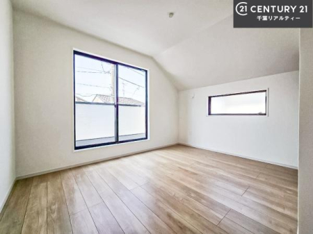 �m�� �o���R�j�[�ɖʂ��Ă���m���ł��B���邭�����肪����A���C����������ł��܂��I���N���āA�O�ɏo�Ĕw�L�т����[�ċz�����ǂ������}������邱�Ƃ��o�������ł��ˁI