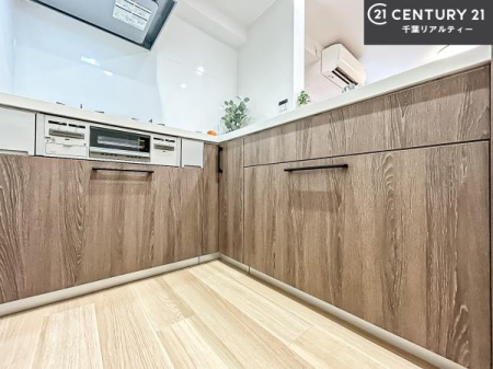 �L�b�`�� ���[�X�y�[�X���L�x�ŁA�����X�y�[�X���X�b�L���ƕЕt���Ђ�`�����p�ł��܂��I
���K�ɍ�Ƃ��ł��܂��I�����̗���������܂��I