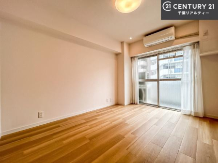 �m�� �o���R�j�[�ɖʂ��Ă���m���ł��B���邭�����肪����A���C����������ł��܂��I���N���āA�O�ɏo�Ĕw�L�т����[�ċz�����ǂ������}������邱�Ƃ��o�������ł��ˁI