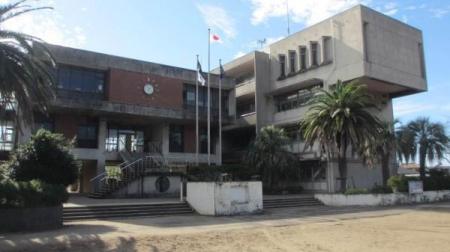 ���ӊ� �y���w�Z�z�x�Îs���x���w�Z�F1431m