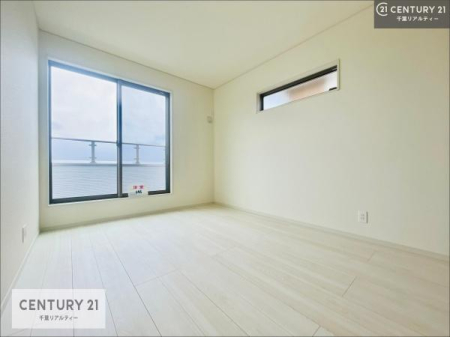 �m�� 2�ʍ̌����m�ۂ������邢�����́A���ʂ����ǂ��A���邭��ϋ��S�n�̗ǂ���ԂƂȂ��Ă���܂��B�����b�N�X���ĉ߂�����S�n�̗ǂ��������ł��I���̖ڊo�߂��X�b�L�����܂��ˁI