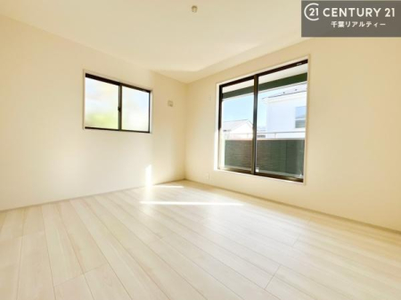 �Q�� �o���R�j�[�ɖʂ��Ă���m���ł��B���邭�����肪����A���C����������ł��܂��I���N���āA�O�ɏo�Ĕw�L�т����[�ċz�����ǂ������}������邱�Ƃ��ł��܂��B