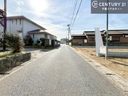 �O�ʓ��H�܂ތ��n�ʐ^ ���ӊ���A���q�l�̂���]�ɍ������������ꏏ�ɂ��ē���v���܂��B�Z��[���A�h�o�C�U�[�ɂ�邲���k������܂��B���Ђ͂��₢���킹�ɑ��Ή����܂��I���҂������܂���I