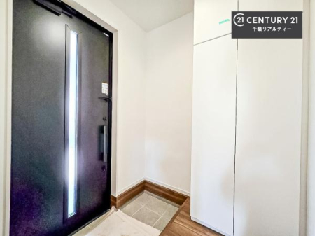 ���� ���ċA���Ă��Ă��A�������܁I�����������Ȃ�A�D�����}������Ă�����ԂɂȂ��Ă��܂��B
���邭��������錺�ւł��I