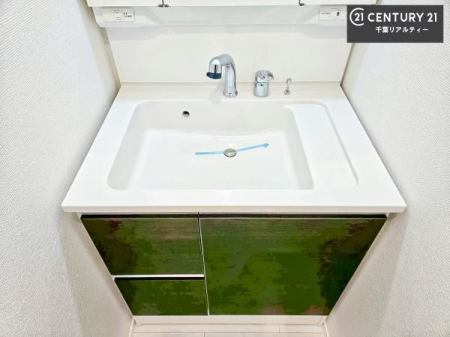 ���ʑ�E���ʏ� �[�����ʑ�{�E���́A�������˂ɂ����̂ł�����ꂪ�y�X�I���������ۂĂ܂��I
�L���C�Ȑ��ʏ��Ŏ��������̃��`�x�[�V�������オ��܂��ˁI