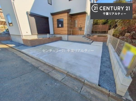 ���ԏ� ���ԃX�y�[�X��2�䕪����܂��I�Z�J���h�J�[�͂������A�o�C�N�⎩�]�ԂȂǂ��u���ꏊ�ɍ���܂���B