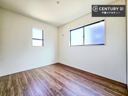 �m�� 2�ʍ̌����m�ۂ������邢�����́A���ʂ����ǂ��A���邭��ϋ��S�n�̗ǂ���ԂƂȂ��Ă���܂��B�����b�N�X���ĉ߂�����S�n�̗ǂ��������ł��I���̖ڊo�߂��X�b�L�����܂��ˁI