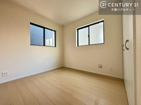 ���[ ���ڂ͔[�˂ł����A���[�Ƃ��Ă͂������A���ւ������Ȃǁg���������o�h�ł��g����A�֗��ȃX�y�[�X�ł��B