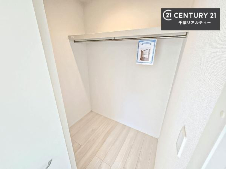 ���[ �����Ղ�̎��[�X�y�[�X�ŁA��炵���������萮���Z�܂��B�Ƒ��̉ו������ꂢ�ɕЕt���A���������K�ɉ߂����܂��B