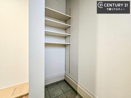 ���[ �V���[�Y�C���N���[�N�t���I
���֎��[���[�����Ă��܂��I�C�����łȂ��x�r�[�J�[��܂��ݎ��]�Ԃ̎��[�ɂ��I���֎��肪�X�b�L���ƕЕt���܂��ˁI