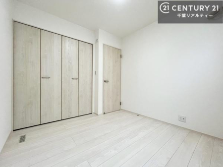 �m�� ���邭���ʂ��̗ǂ������ł��B�u�V���v���v�Ƀf�U�C�����ꂽ�����B���R�x�������̂ŉƋ�⃌�C�A�E�g�ł��D�݂̋�Ԃ�n��グ���܂��B�����x�A���n�ɂĂ��m�F���������B