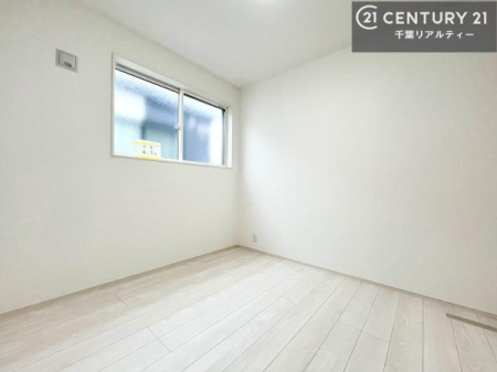 �q������ �_�炩���z�����������ޖ��邢�����������o����݌v�B�ʌ��̎��鑋���C�����̗ǂ���������n��グ�܂��B���̖ڊo�߂��X�b�L�����܂��I