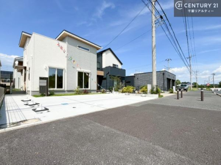 �O�ʓ��H�܂ތ��n�ʐ^ ���ӊ���A���q�l�̂���]�ɍ������������ꏏ�ɂ��ē���v���܂��B�Z��[���A�h�o�C�U�[�ɂ�邲���k������܂��B���Ђ͂��₢���킹�ɑ��Ή����܂��I���҂������܂���I