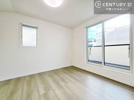 �Q�� �o���R�j�[�ɖʂ��Ă���m���ł��B���邭�����肪����A���C����������ł��܂��I���N���āA�O�ɏo�Ĕw�L�т����[�ċz�����ǂ������}������邱�Ƃ��ł��܂��B