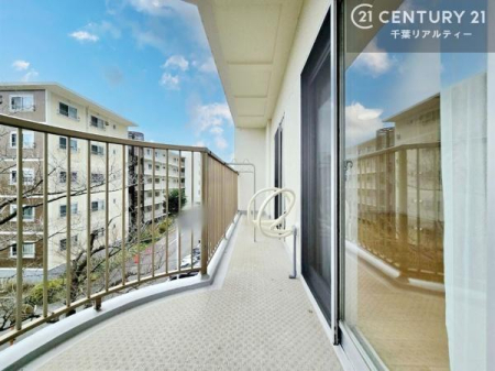 �o���R�j�[ �z������ǍD�ȃo���R�j�[�ł��I���ꂽ���ɂ͐�������n����J���I�Ȏ��Ԃ��y���߂܂��B
