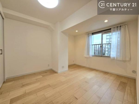 �q������ �|���o�������Ȃ��������́A���q�l�̂������Ƃ��Ă����S�ł��I
���[�X�y�[�X���[�����Ă���̂ŎU�炩�������������T�b�ƕЕt�����܂��I