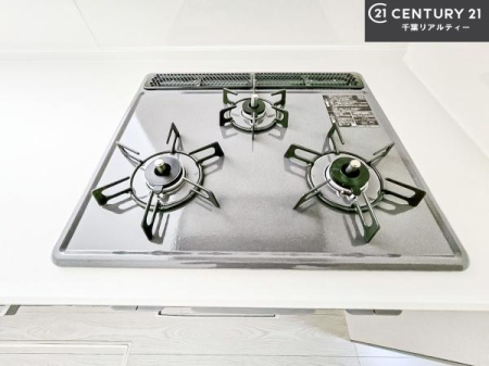 �L�b�`�� �R�����͎O������̂ł������̓����i�s���ł��܂��B
�������O�����t���ł��B�����X�y�[�X���L�X���Ă���׍�Ƃ����₷���I�g�����肪�ǂ��V�X�e���L�b�`���ł��I