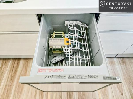 �L�b�`�� �H��@�t���I�Z��������~��͎�r��h�~�Ƃ��đ劈�􂵂܂��I�r���g�C���d�l�Ȃ̂ŁA�ꏊ����炸�����X�y�[�X���L���g���Ď�ۂ悭��Ƃ��o���܂��I