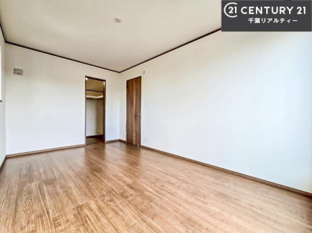 ���r���O�ȊO�̋��� �V���v���Ƀf�U�C������Ă��邽�߁A�Ƌ��I�т܂���I
���C�ɓ���̉Ƌ��u���Ă��낰���Ԃ���邱�Ƃ��ł��܂��B