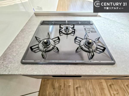 �L�b�`�� �R�����͎O������̂ł������̓����i�s���ł��܂��B
�������O�����t���ł��B�����X�y�[�X���L�X���Ă���׍�Ƃ����₷���I�g�����肪�ǂ��V�X�e���L�b�`���ł��I