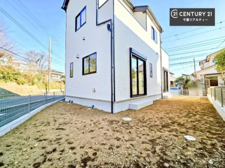 �� �z������ǍD�Ȃ���ł��I���ꂽ���ɂ͐�������n����J���I�Ȏ��Ԃ��y���߂܂��B
�K�[�f�j���O��ƒ�؉����y���߂܂��I