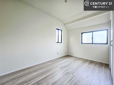 �q������ �|���o�������Ȃ��m���͎q�������ɍœK�ł��I
�Q�ʍ̌��ɂ��Ȃ��Ă��肵�������������̂ŉ��K�ɂ��߂������������܂��I