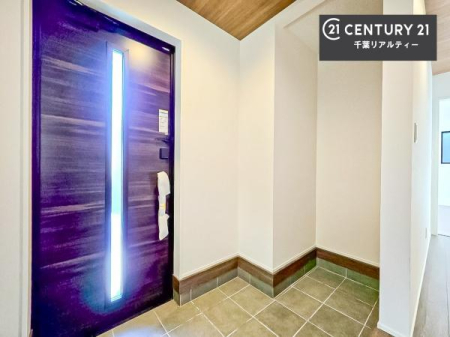 ���� �V���[�Y�N���[�N�t���ł��I�V���[�Y�����łȂ��x�r�[�J�[��܂��ݎ��]�ԁA�A�E�g�h�A�p�i���X�b�L���ƕЕt�����܂��I