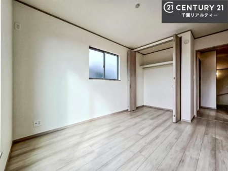 �Q�� �D���������������ޗm���́A���̖ڊo�߂��C�������ǂ������ł��ˁB���������Ԃ��������Ɖ߂������Ƃ��ł��܂��B�D�����F�����̃t���[�����O���ǂ�ȉƋ�ɂ��}�b�`���܂��I