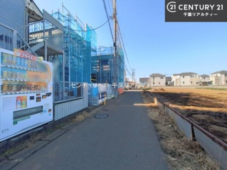 �O�ʓ��H�܂ތ��n�ʐ^ ���ӊ���A���q�l�̂���]�ɍ������������ꏏ�ɂ��ē���v���܂��B�Z��[���A�h�o�C�U�[�ɂ�邲���k������܂��B���Ђ͂��₢���킹�ɑ��Ή����܂��I���҂������܂���I