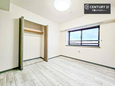 �m�� ���[���������肠��̂ŉƋ�̔z�u�����₷���A���C�t�X�^�C���ɍ��킹����������肪�\�ł��B