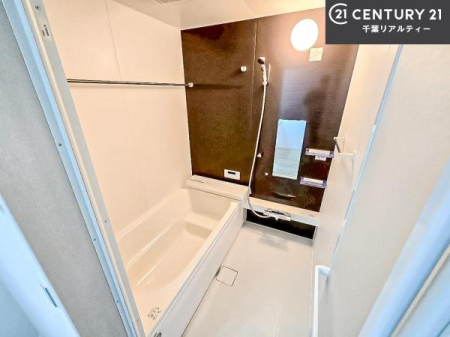 ���� �������������l�̕��͋C�̃o�X���[���́A�����o�Ă��ăo�X�^�C�����[���I
���d���撣���Ă��邲�J���ɂ��D�݂̓����̓����܂����āA�y����ł݂Ă͂������ł��傤���H