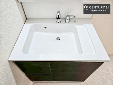 ���ʑ�E���ʏ� �[�����ʑ�{�E���́A�������˂ɂ����̂ł�����ꂪ�y�X�I���������ۂĂ܂��I
�L���C�Ȑ��ʏ��Ŏ��������̃��`�x�[�V�������オ��܂��ˁI