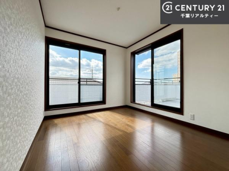 �Q�� �o���R�j�[�ɖʂ��Ă���m���ł��B���邭�����肪����A���C����������ł��܂��I���N���āA�O�ɏo�Ĕw�L�т����[�ċz�����ǂ������}������邱�Ƃ��o�������ł��ˁI