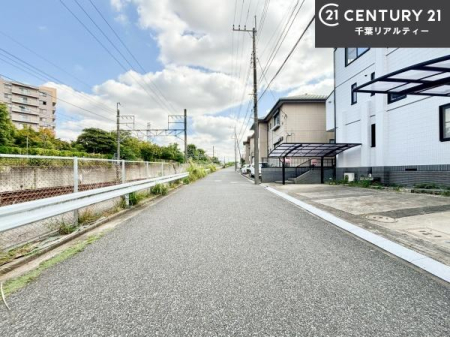 �O�ʓ��H�܂ތ��n�ʐ^ �O�ʓ��H��6���I�z����ǍD�ȗ��n�ł��B
�Ԍɓ��ꂪ���ȕ������S�ł��ˁB