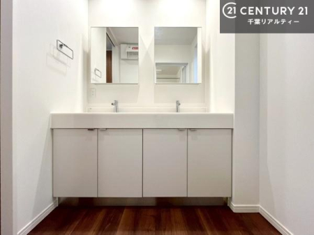 ���ʑ�E���ʏ� �X�^�C���b�V���ŃI�V�����Ȑ��ʑ�I�g�Ȃ�𐮂�����ʏ��́A���������厖�ł��I������̐������̂��镵�͋C�����o�I�C�����悭���g�����������܂��B