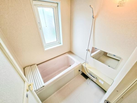 ���� �L�X�o�X�ň���̔������t���b�V���B�����L�΂���̂ŁA�����ɂ��������ƐZ����܂��ˁI�����̃o�X�^�C�����y���݂ɂȂ�܂��B