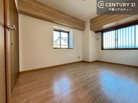 �m�� 2�ʍ̌����m�ۂ������邢�����́A���ʂ����ǂ��A���邭��ϋ��S�n�̗ǂ���ԂƂȂ��Ă���܂��B�����b�N�X���ĉ߂�����S�n�̗ǂ��������ł��I���̖ڊo�߂��X�b�L�����܂��ˁI