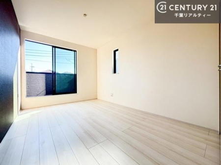 �Q�� �o���R�j�[�ɖʂ��Ă���m���ł��B���邭�����肪����A���C����������ł��܂��I���N���āA�O�ɏo�Ĕw�L�т����[�ċz�����ǂ������}������邱�Ƃ��ł��܂��B