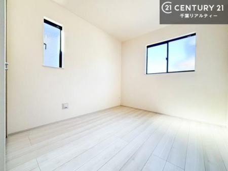 �q������ �V���v���Ƀf�U�C������Ă��邽�߁A�Ƌ��I�т܂���I
���C�ɓ���̉Ƌ��u���Ă��낰���Ԃ���邱�Ƃ��ł��܂��B
