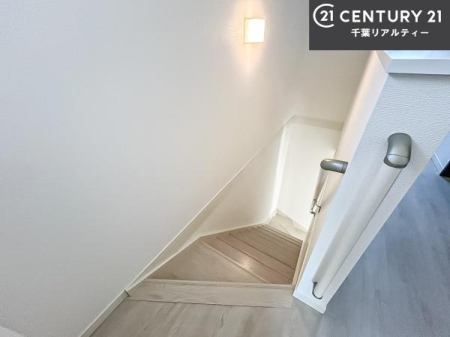 ���̑����� �K�i�͖��邭�萠������Ă��܂��B���q�l�₲�N�z�̕������S���Ă����p�����܂��ˁB
