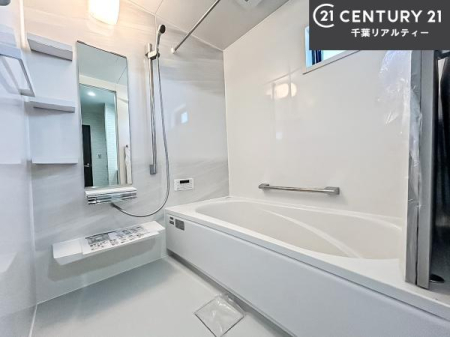 ���� �������������l�̕��͋C�̃o�X���[���́A�����o�Ă��ăo�X�^�C�����[���I
���d���撣���Ă��邲�J���ɂ��D�݂̓����̓����܂����āA�y����ł݂Ă͂������ł��傤���H
